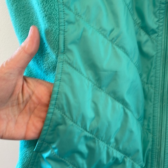 Columbia Soft Green Zip Front Vest - Picture 4 of 6